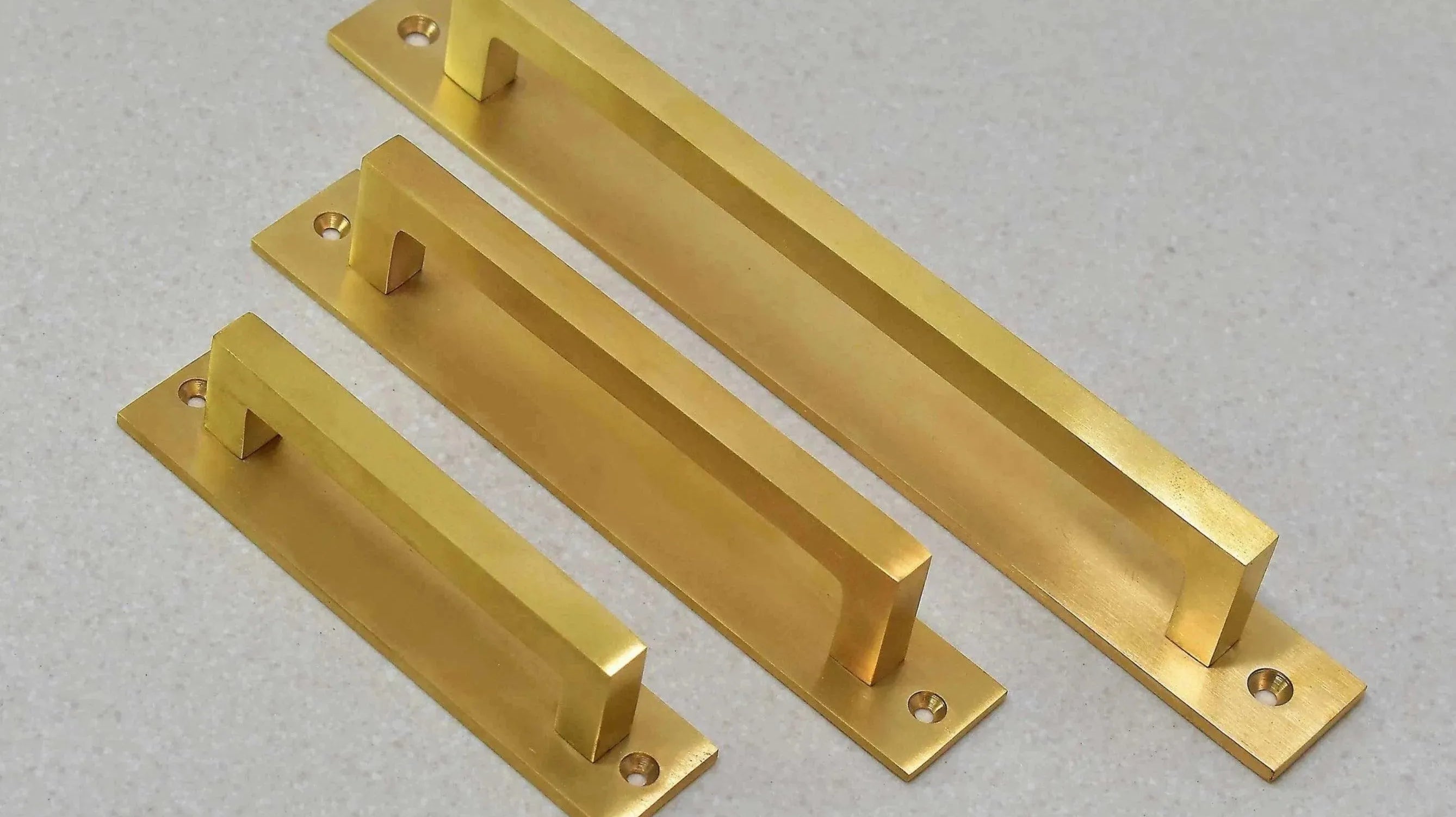 Timeless Charm Meets Functionality: Elevate Spaces with Vintage Brass Cabinet Pulls