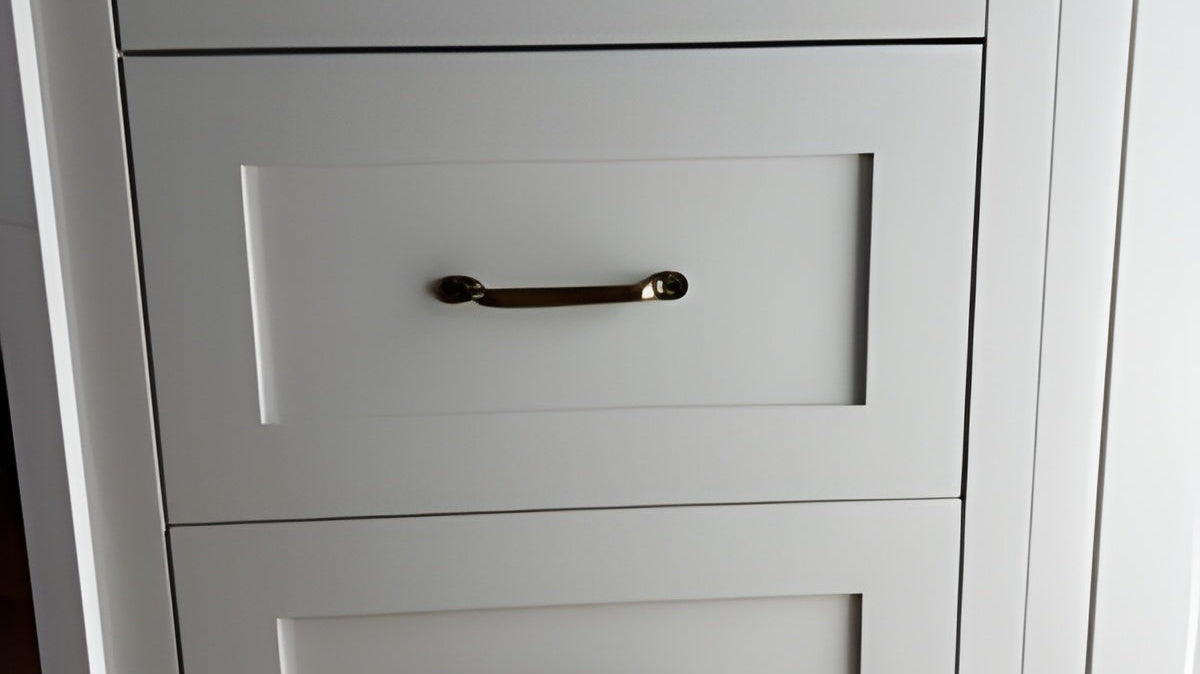 Timeless Elegance with Antique Brass Cabinet Pulls That Transform Your Home