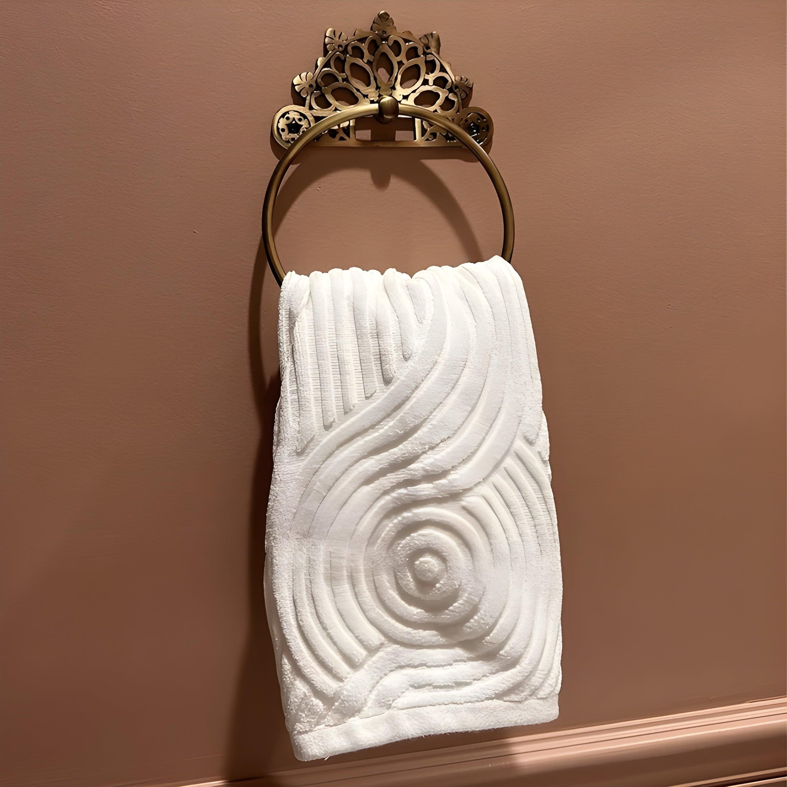 Victorian Towel Ring - Antique Brass - Stylentdecor