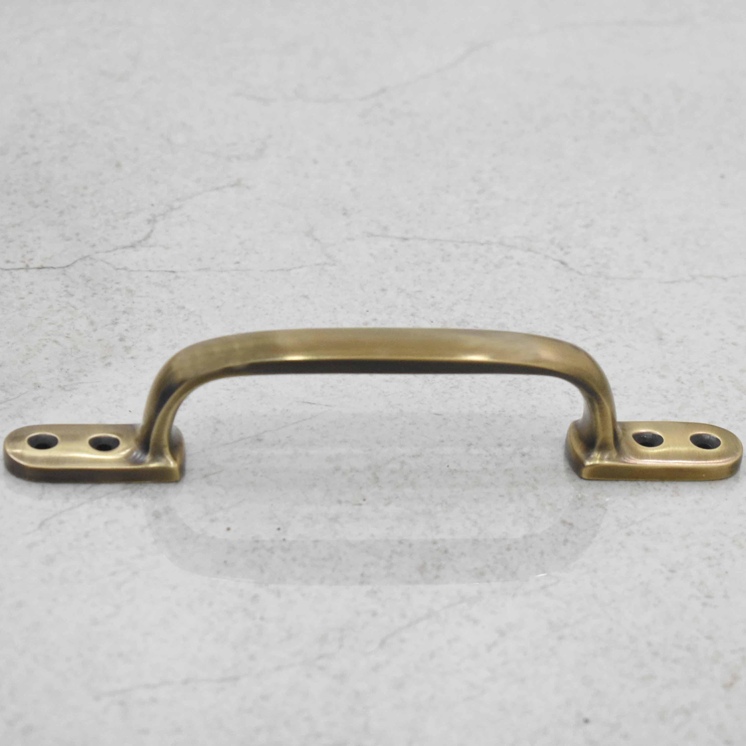 Large Hamridge Pull - Antique Brass - Stylentdecor