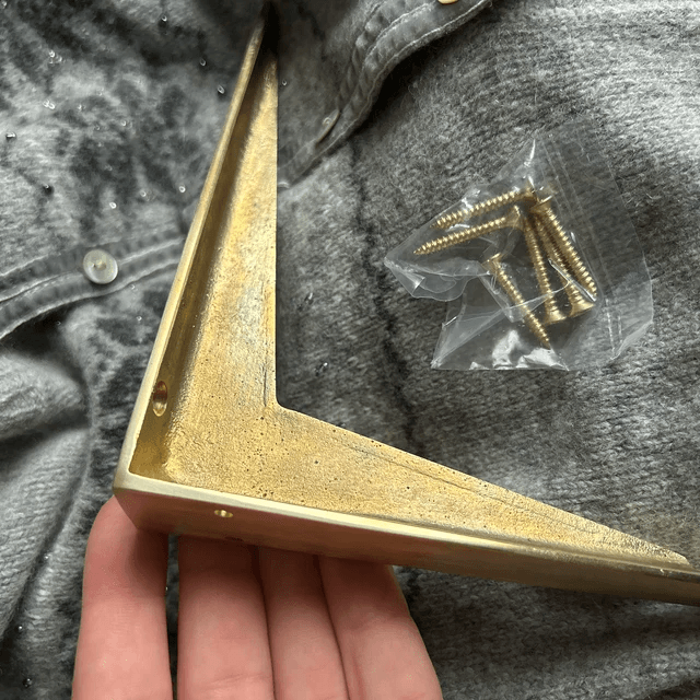 Maison Shelf Bracket - Unlacquered Brass Polished - Stylentdecor