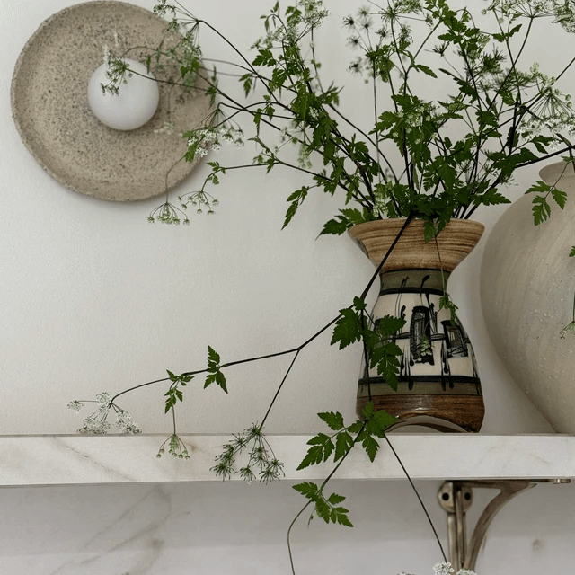 Arched Shelf Bracket - Brass Antique - Stylentdecor