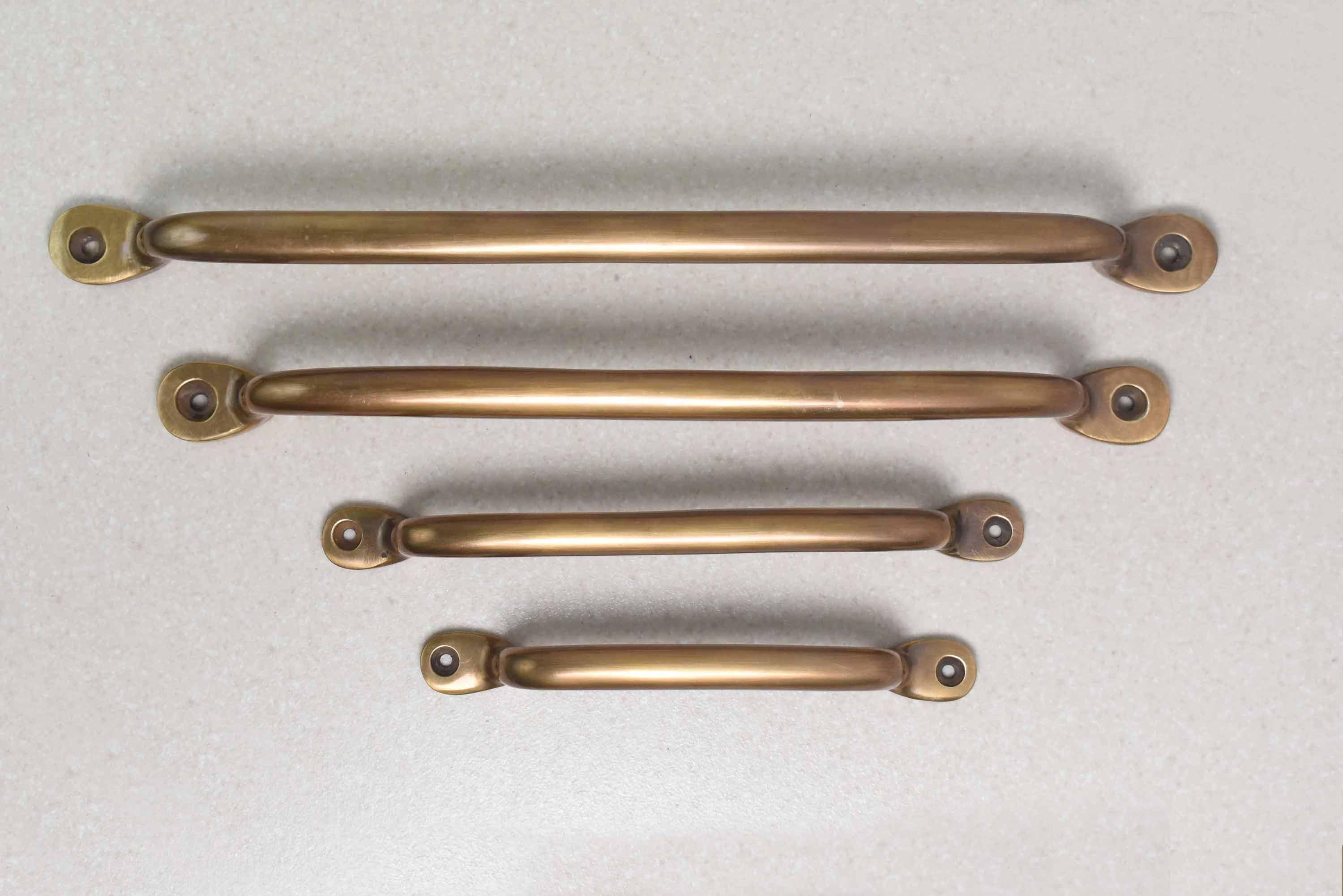 Serene Cabinet Pulls | Antique Brass Unlacquered - Stylentdecor