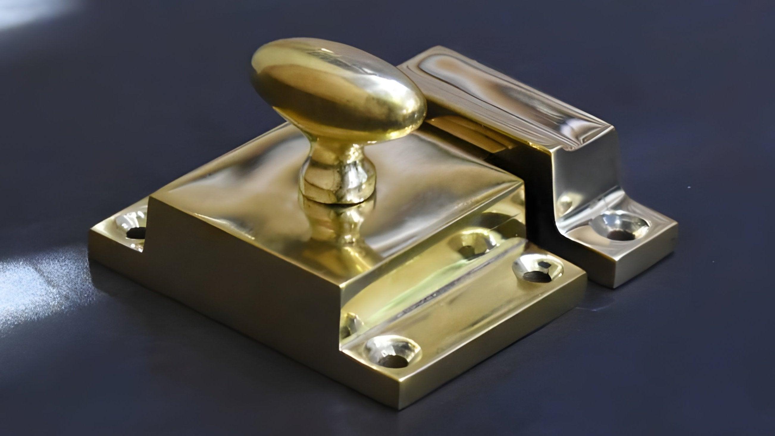 Cabinet Latch - Unlacquered Brass Polished - Stylentdecor