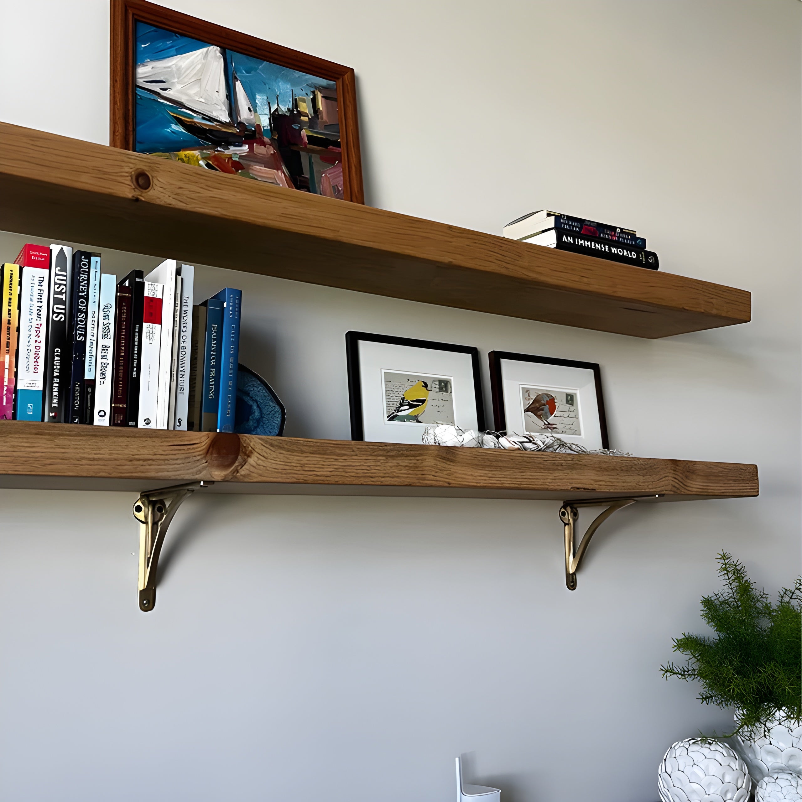 Arched Shelf Bracket - Brass Antique