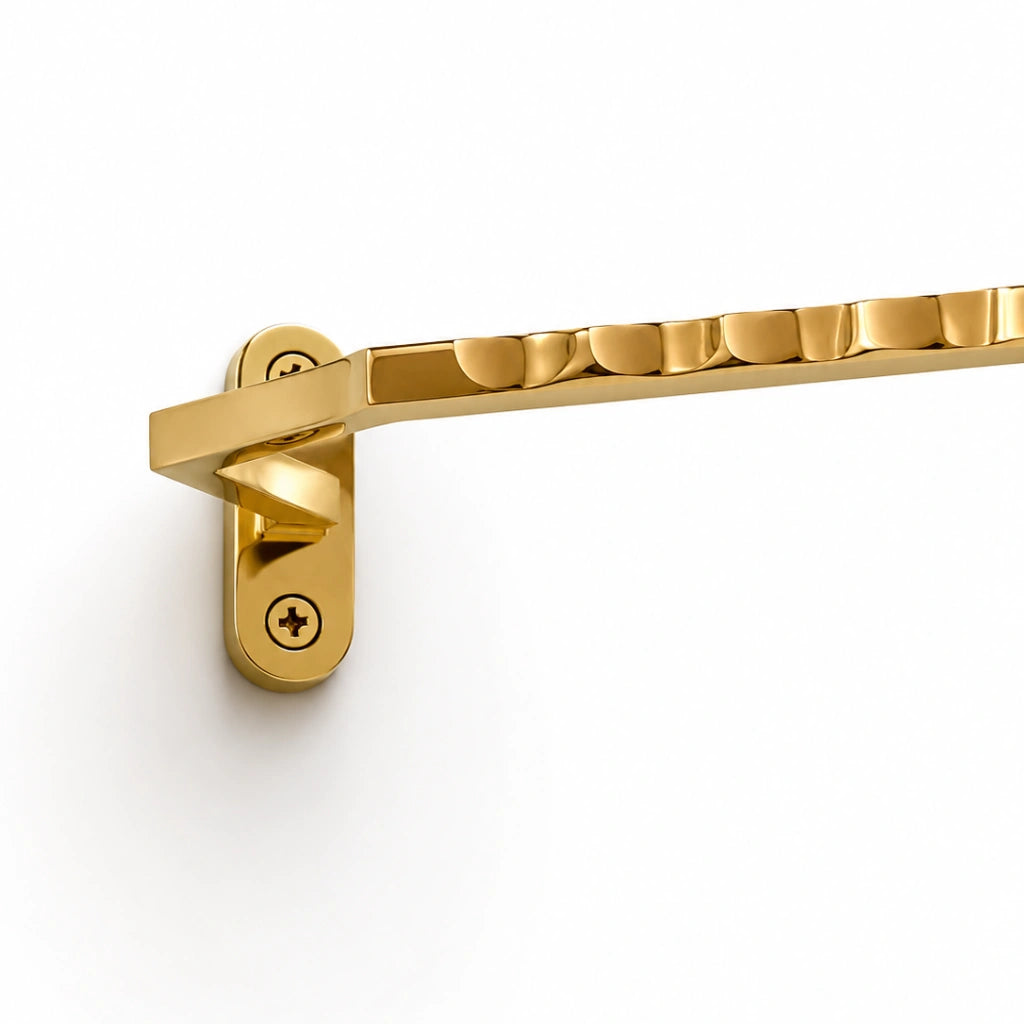 minimalist bathroom accessories